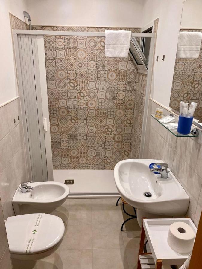 Ginevra Rooms バーリ エクステリア 写真