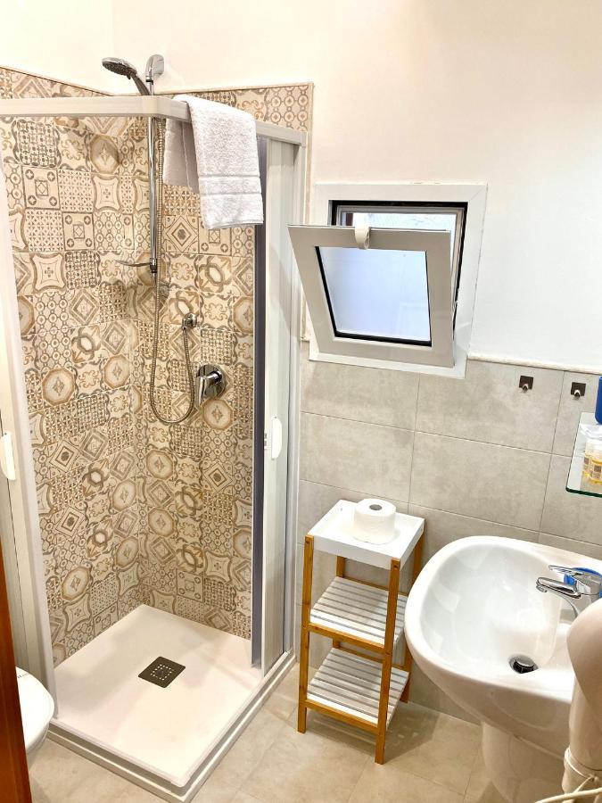 Ginevra Rooms バーリ エクステリア 写真